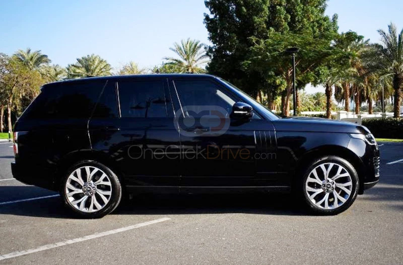White Land Rover Range Rover Vogue Supercharged 2019 for rent in Dubai 2